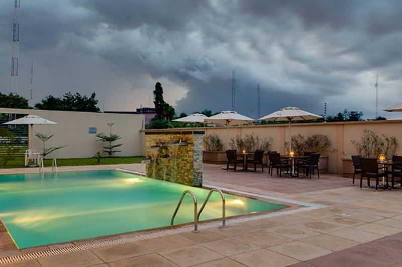 Protea Hotel By Marriott Benin City Select Emotan Buitenkant foto