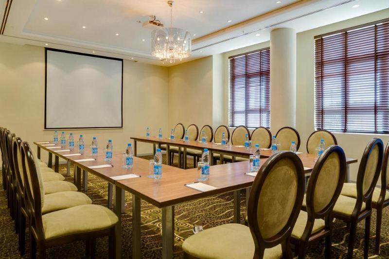 Protea Hotel By Marriott Benin City Select Emotan Buitenkant foto