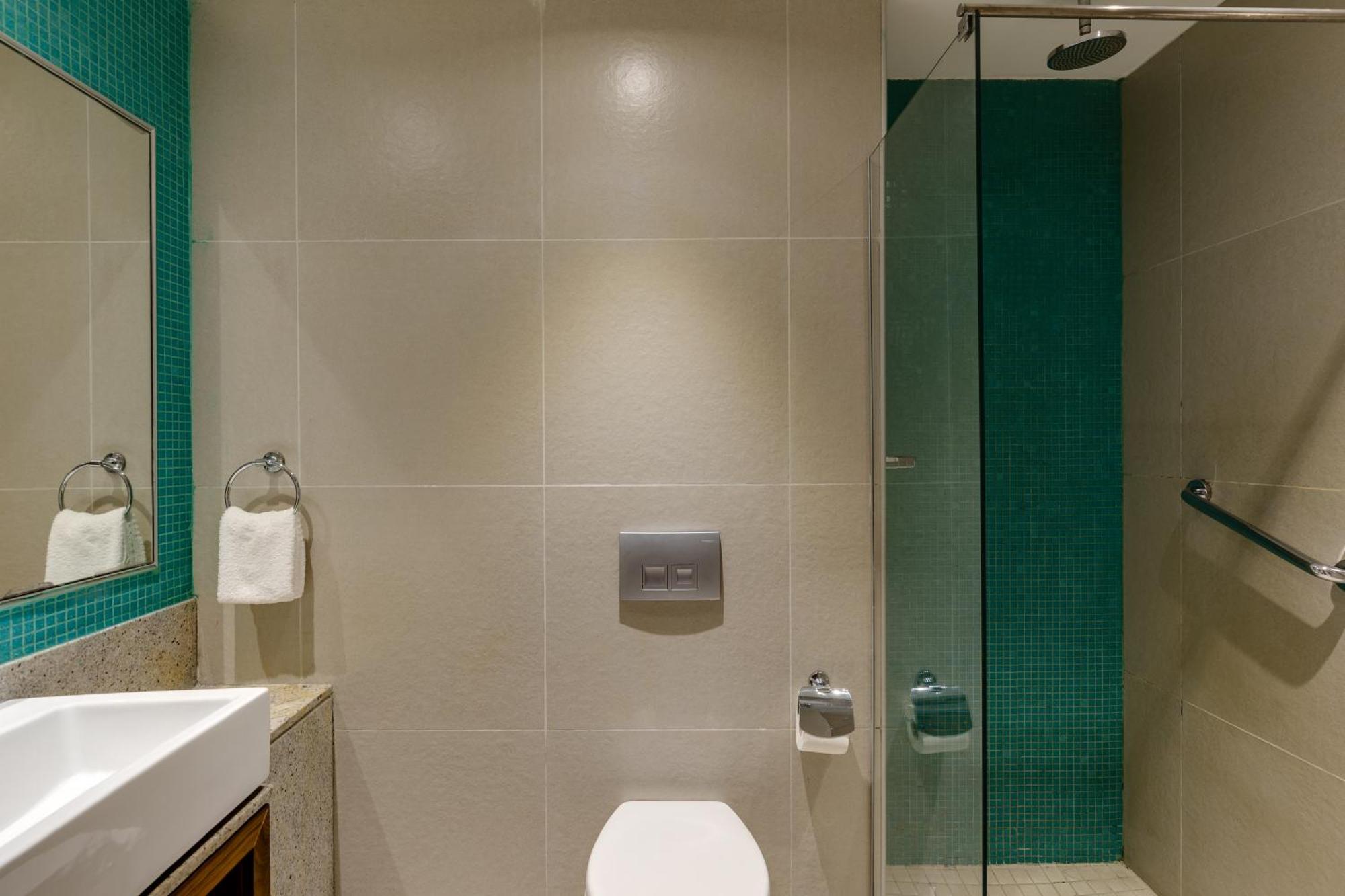 Protea Hotel By Marriott Benin City Select Emotan Buitenkant foto