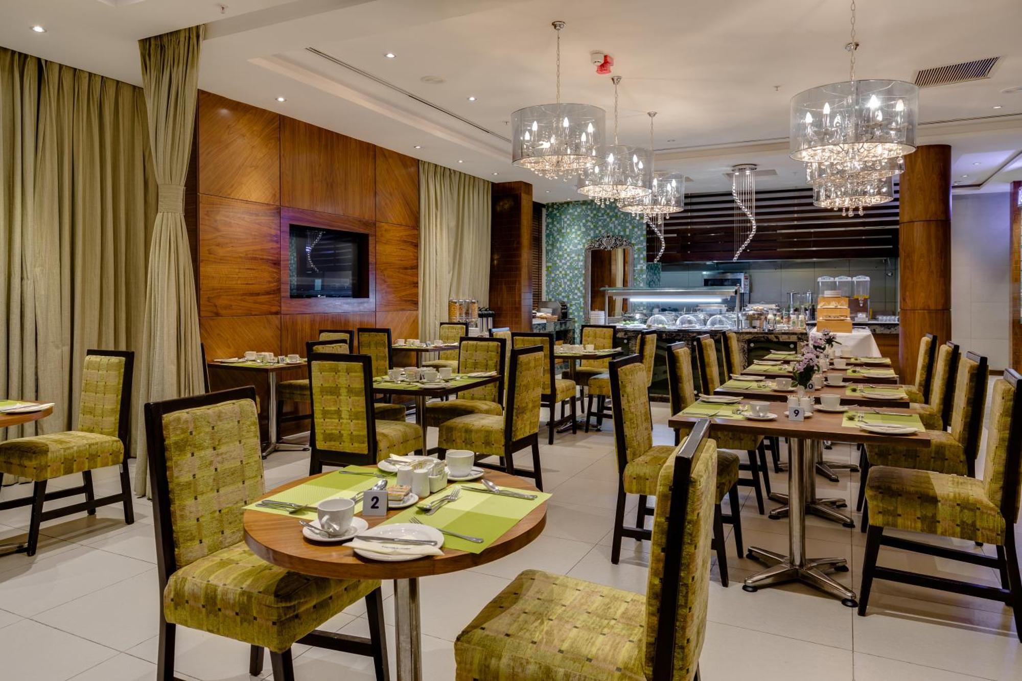 Protea Hotel By Marriott Benin City Select Emotan Buitenkant foto