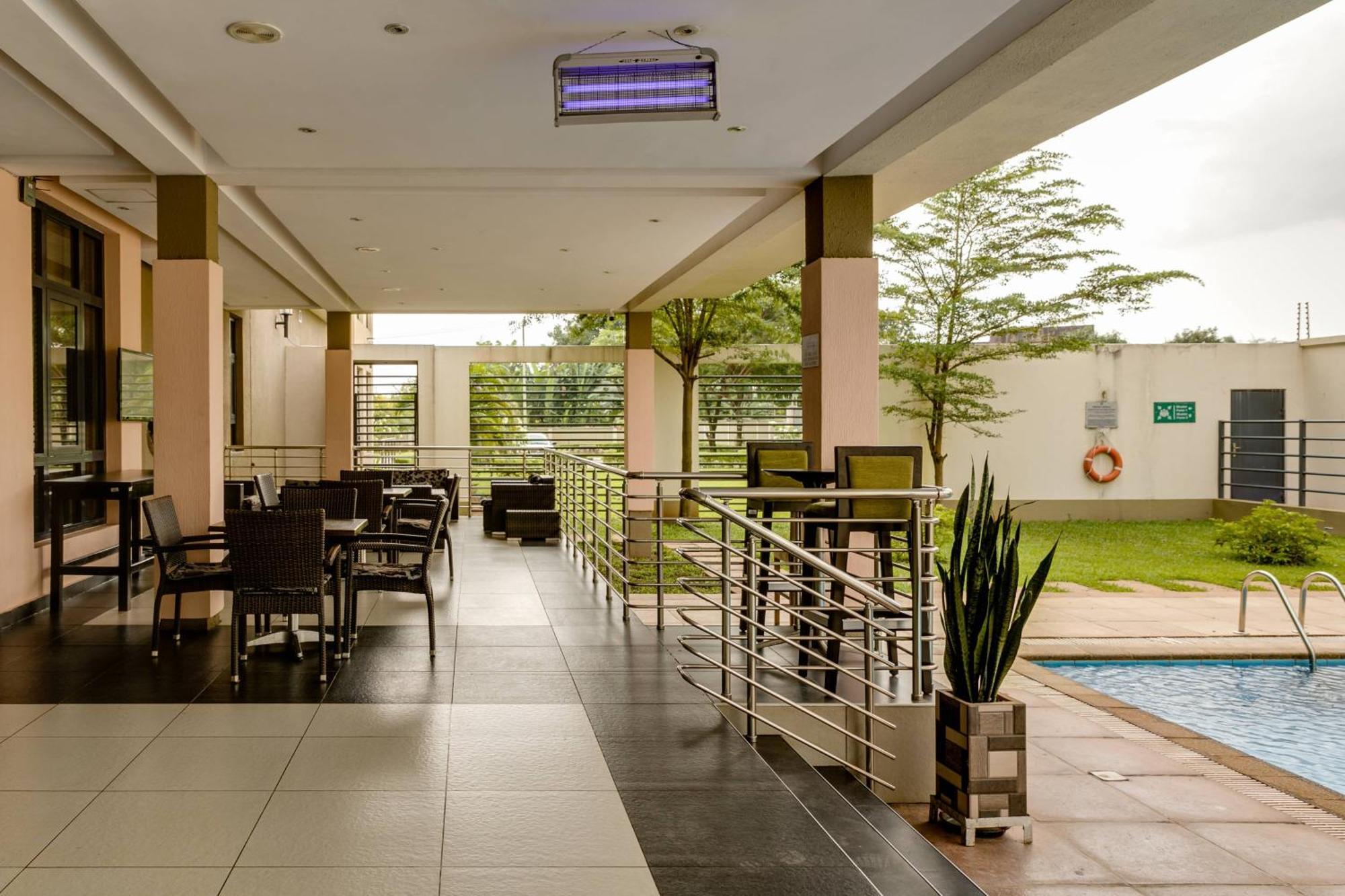 Protea Hotel By Marriott Benin City Select Emotan Buitenkant foto